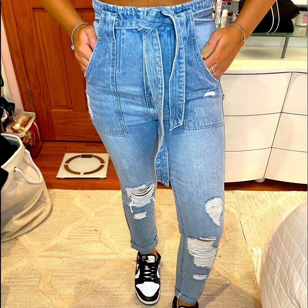 VERVET Los Angeles belted cropped mom jeans